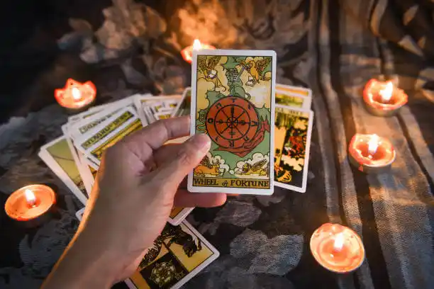 tarot cards Thiells